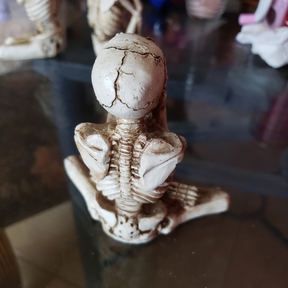 Skeleton figurines set of 3 - Picture 7 of 9